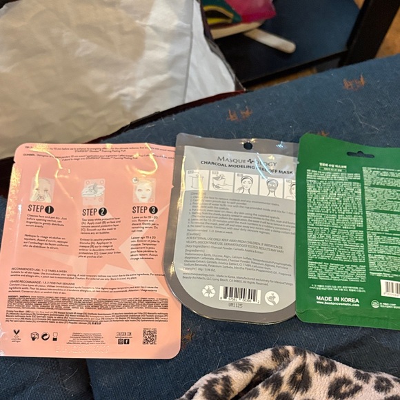 3 mixed Masks - Picture 2 of 2